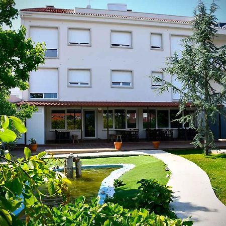 Pincheiro Apartamentos Turisticos 포브라 도 카라미냘 외부 사진