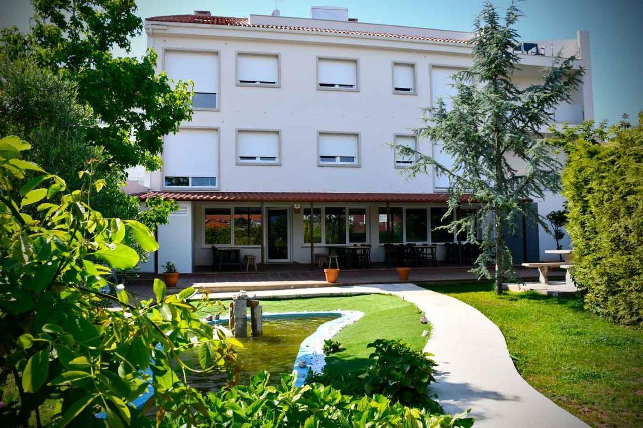Pincheiro Apartamentos Turisticos 포브라 도 카라미냘 외부 사진