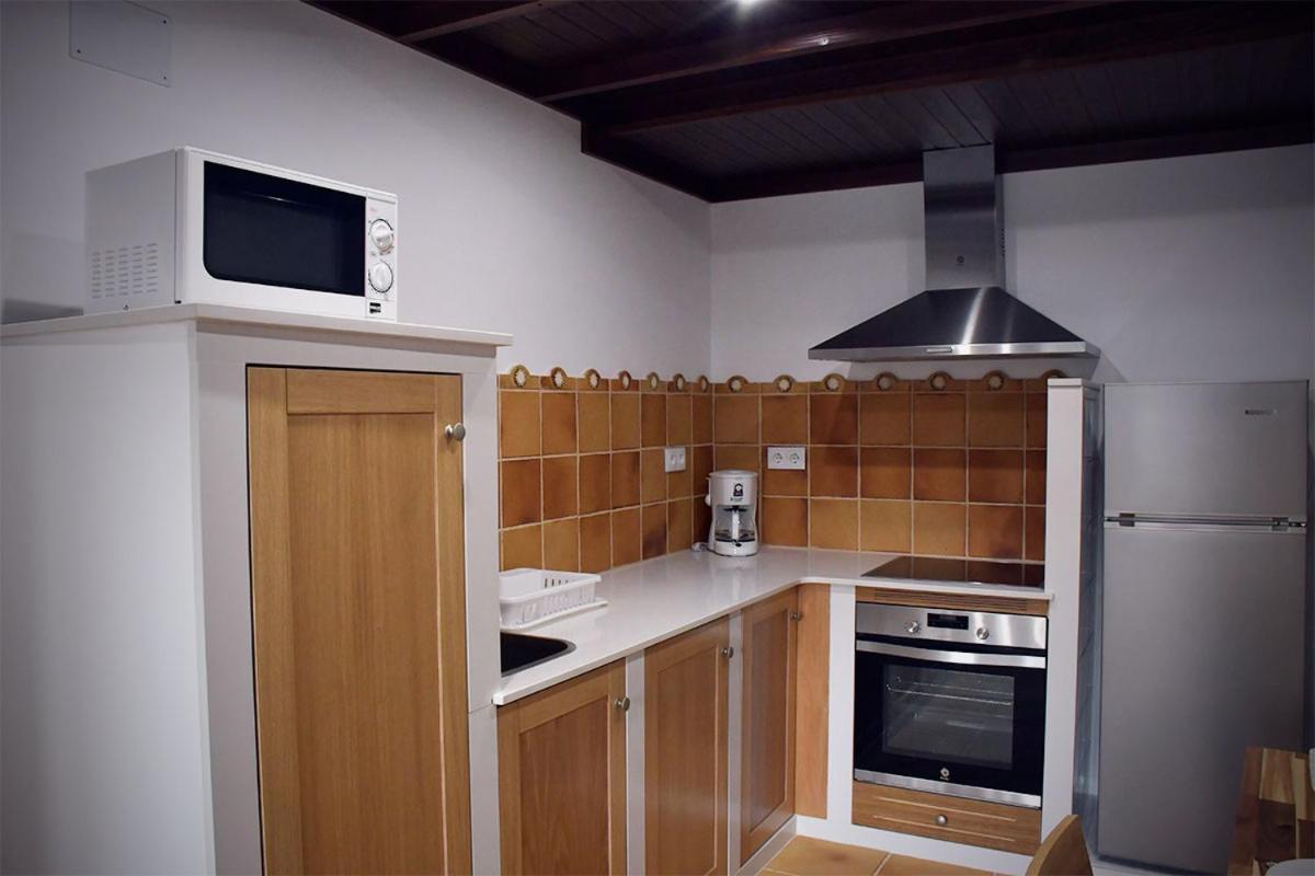 Pincheiro Apartamentos Turisticos 포브라 도 카라미냘 외부 사진